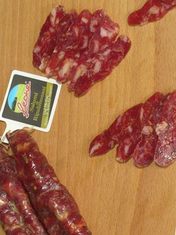 Salsiccia piccante stagionata