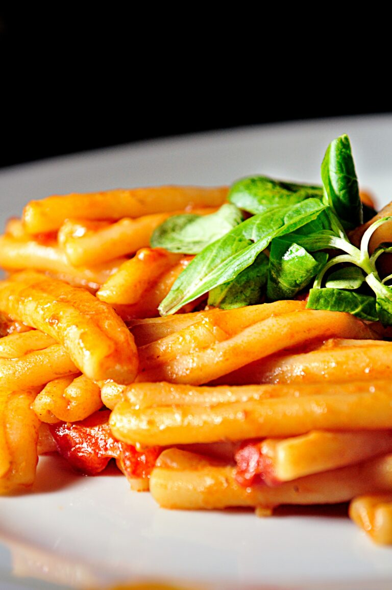 PASTA CON RAGÙ DI VERDURE